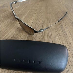 Brand New - Oakley Sunglasses Tinfoil Carbon & Polarized Prizm Daily Lens